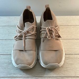 Blush slide on tennis shoes